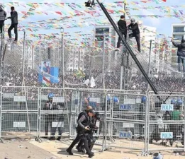 Diyarbakır’da nevruz kutlamasında olay !