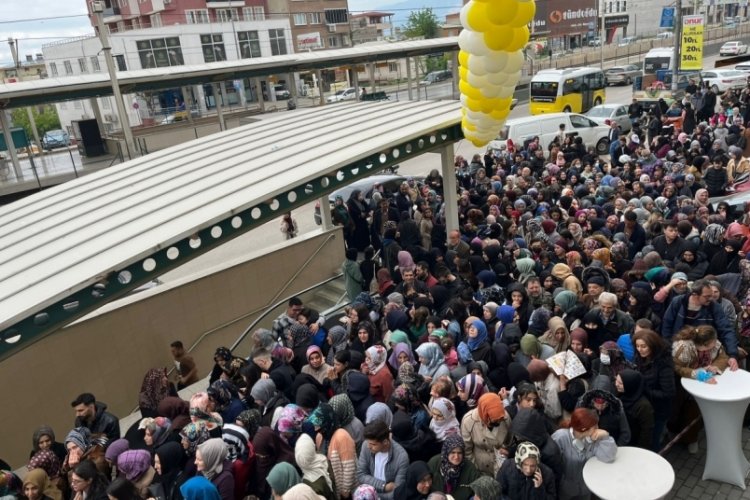 Bursa’da ucuzluk izdihamı