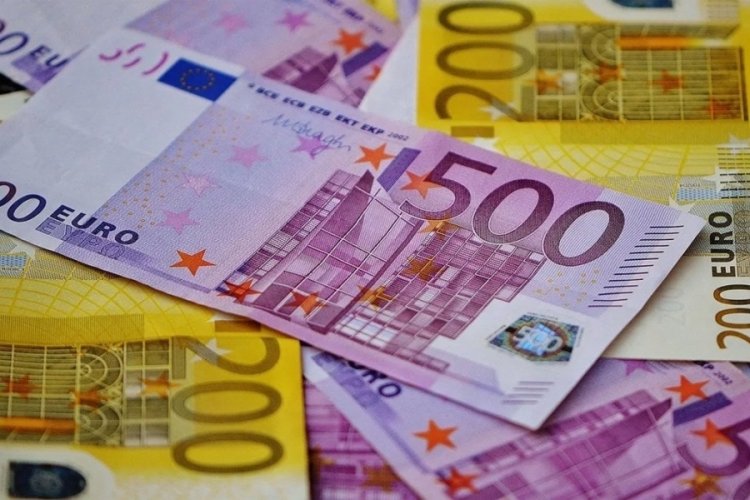 Euro’dan tarihi rekor 30’u zorladı