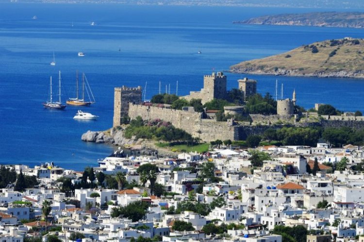 Bodrum’da milyonluk kiralar dudak uçurtuyor!