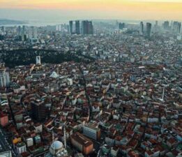 İstanbul’da yüz binlerce bina risk altında: 7 ili etkileyecek…