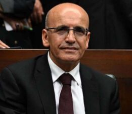 Döviz arayışı: Mehmet Şimşek yatırımcı turuna çıkıyor