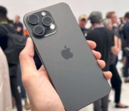 iPhone 15 Pro’nun neden aşırı ısındığı keşfedildi: Sebebi Instagram