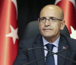 Bakan Mehmet Şimşek’in tüketimi azaltma hedefi tutmuyor