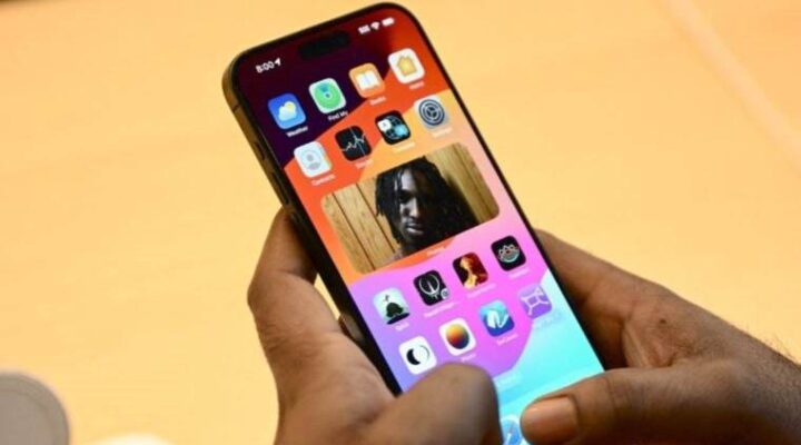 Bitmek bilmiyor: iOS 17 hatası bi sefer de iPhone’ları donduruyor