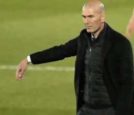 Manchester United’da Zinedine Zidane sesleri