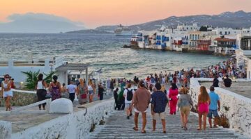 Turist sayısı azalsın diye vergilere zam yapacaklar