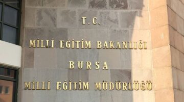 EĞİTİM İŞ; Bursa’dan  daha büyük kentler olmasına rağmen eğitimdeki skandallarda Bursa şehrinin daha çok adının anılması düşünülmesi gereken bir durumdur!