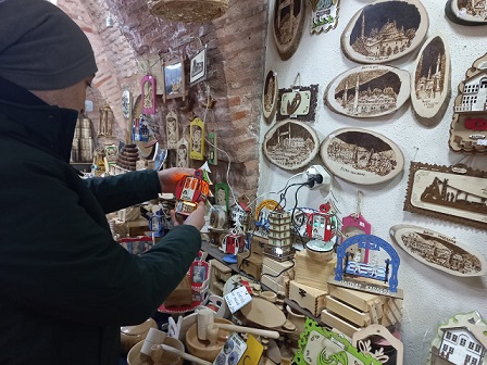 BURSA’NIN İLK KABAK OYMA SANATÇISI